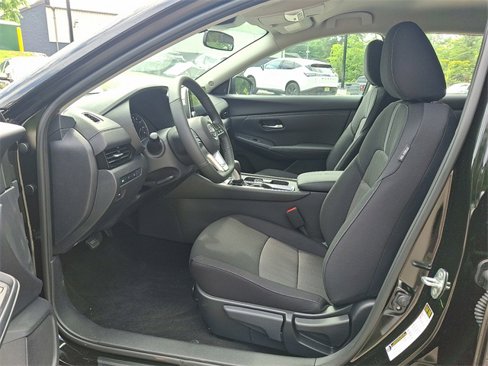New 2025 Nissan Sentra SV w/ All-Weather Package image 6