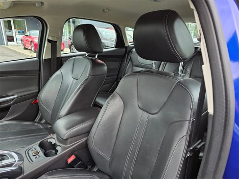 Used 2013 Ford Focus Titanium w/ Titanium Handling Pkg image 17