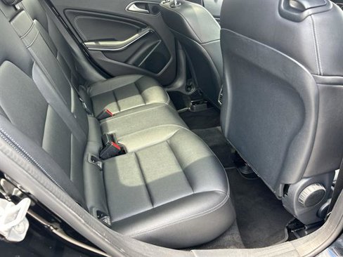 Used 2017 Mercedes-Benz GLA 250 4MATIC image 23