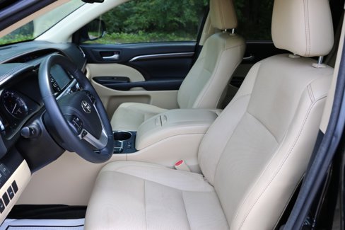 Used 2016 Toyota Highlander Limited image 27
