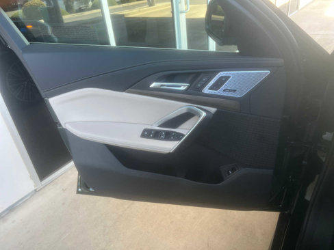New 2025 BMW X1 xDrive28i w/ Premium Package image 8