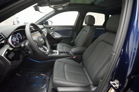 New 2025 Audi Q3 2.0T Premium Plus image 7