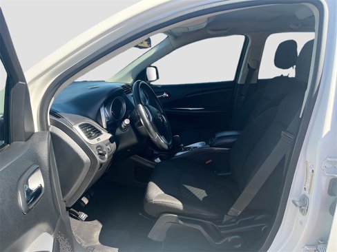 Used 2018 Dodge Journey SE w/ Popular Equipment Group image 13