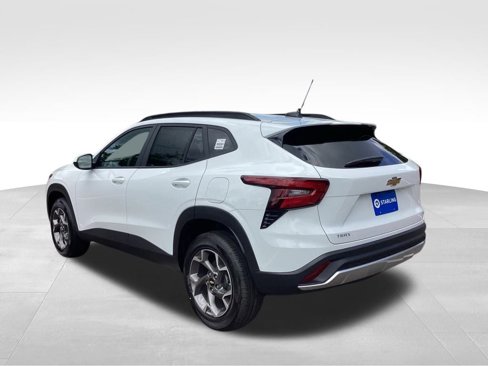 New 2025 Chevrolet Trax LT image 5