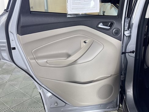 Used 2019 Ford Escape Titanium image 20