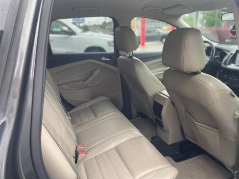 Used 2017 Ford Escape Titanium image 19