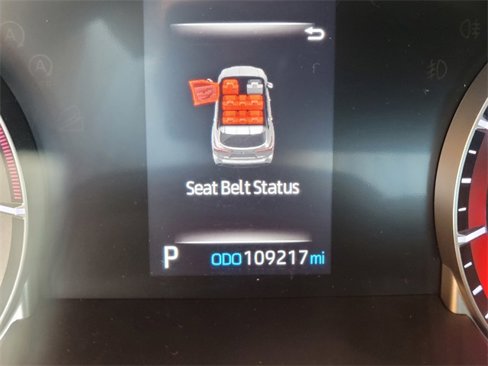 Used 2021 Toyota Highlander L image 26