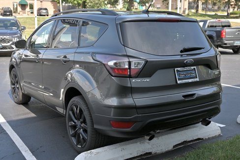 Used 2017 Ford Escape Titanium image 6