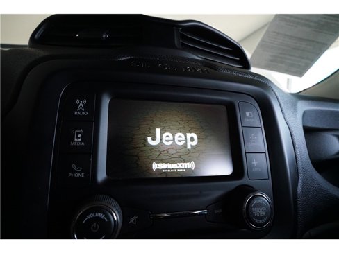 Used 2017 Jeep Renegade Latitude image 21