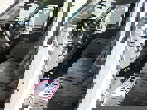 New 2025 Ford F250 XLT w/ 360-Degree Camera Package image 4