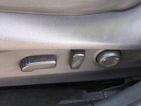 Used 2022 Subaru Outback Limited image 17