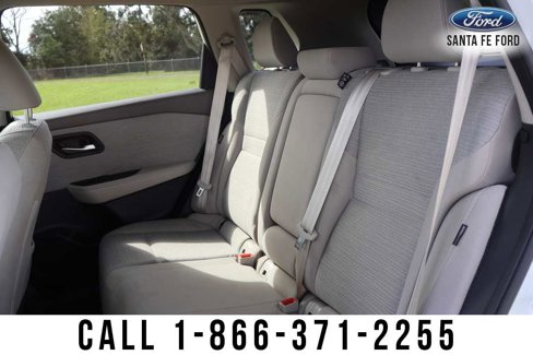 Used 2023 Nissan Rogue SV image 24