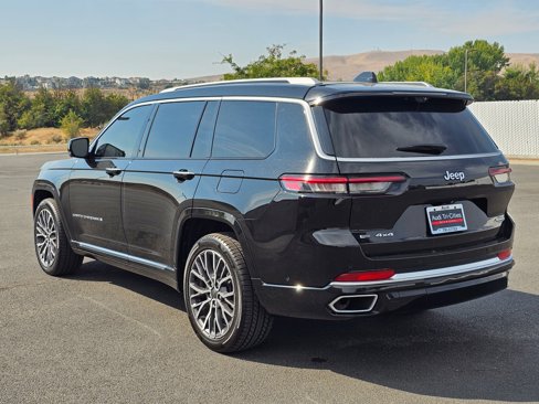 Used 2021 Jeep Grand Cherokee L Summit image 4