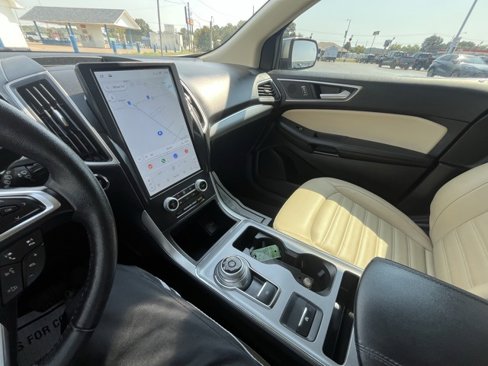 Used 2021 Ford Edge SEL w/ Convenience Package image 13