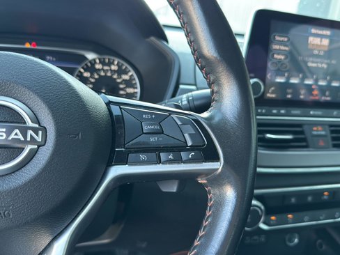 Used 2023 Nissan Altima 2.5 SR image 19