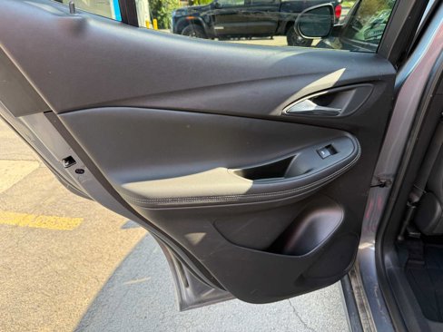 Used 2022 Buick Encore GX Select w/ Sport Touring Package image 19