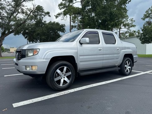 Used 2014 Honda Ridgeline SE image 2