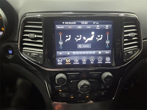 Used 2022 Jeep Grand Cherokee Laredo X image 13