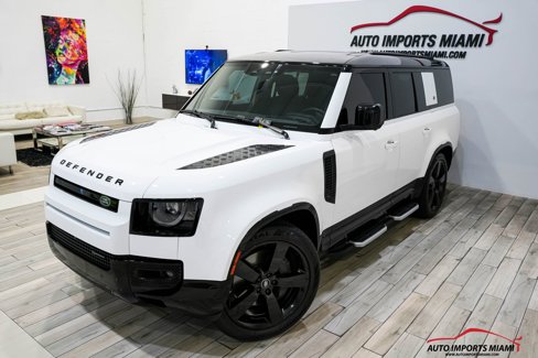 Used 2023 Land Rover Defender 110 X-Dynamic SE image 1