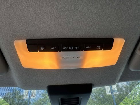 Used 2022 Nissan Kicks S image 16