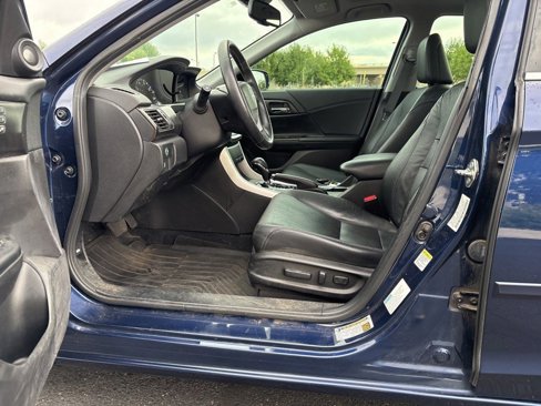 Used 2015 Honda Accord EX-L image 10