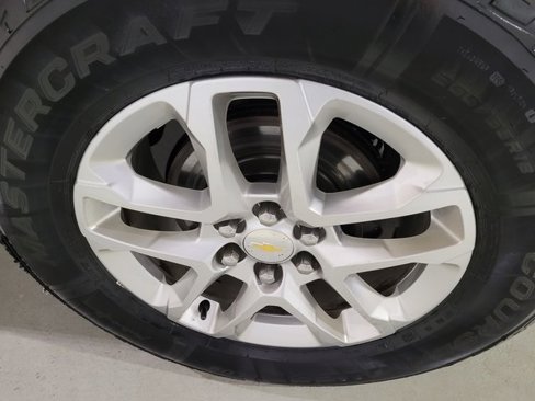 Used 2020 Chevrolet Traverse LS w/ LPO, Floor Liner Package image 21