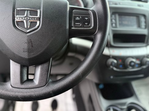 Used 2020 Dodge Journey SE image 20