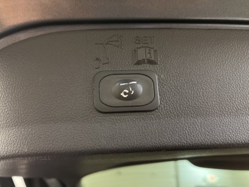 Used 2014 Ford Escape Titanium image 37