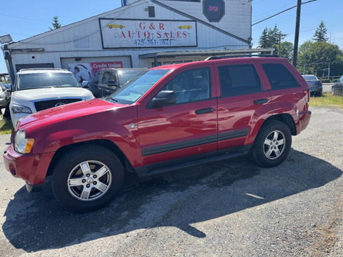 Used 2005 Jeep Grand Cherokee Laredo image 1