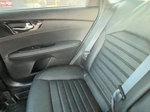 Used 2024 Kia Forte GT-Line w/ GT-Line Premium Package image 18