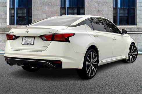 Used 2022 Nissan Altima 2.5 SR image 12