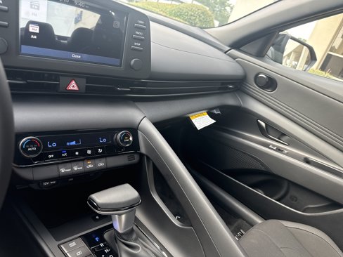 New 2025 Hyundai Elantra Sport image 10
