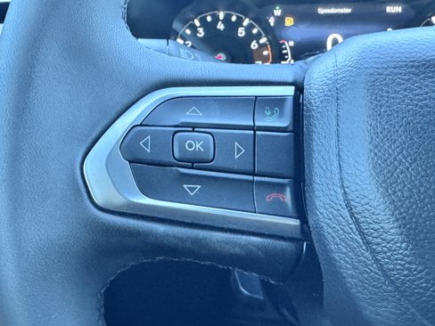 Used 2024 Jeep Compass Latitude image 27