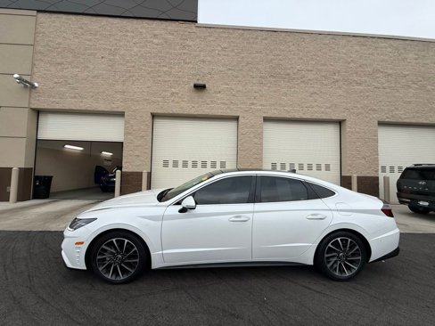 Used 2022 Hyundai Sonata Limited image 3