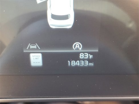 Used 2025 Kia Sportage EX image 20