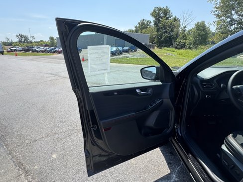 New 2025 Ford Escape ST-Line image 8
