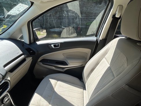 Used 2019 Ford EcoSport SE image 16