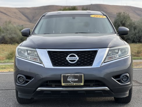 Used 2014 Nissan Pathfinder S image 2