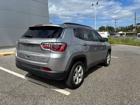 Used 2018 Jeep Compass Latitude image 7