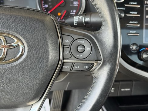 Used 2019 Toyota Camry XSE image 26