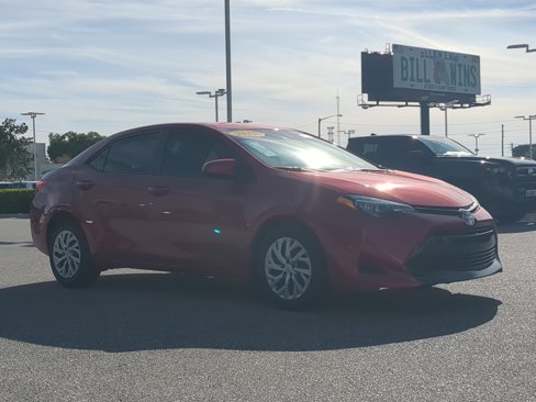 Used 2019 Toyota Corolla LE image 11