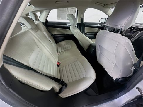 Used 2018 Ford Fusion S image 25