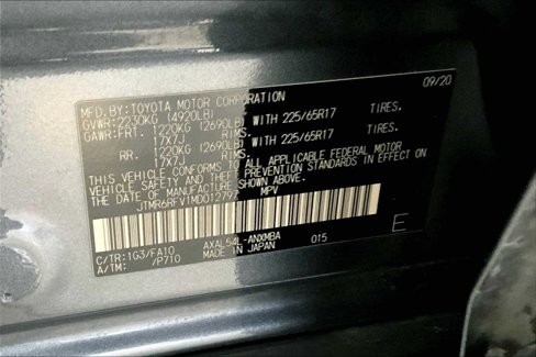 Used 2021 Toyota RAV4 XLE image 32