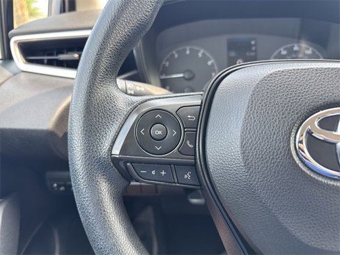 Used 2023 Toyota Corolla LE image 16
