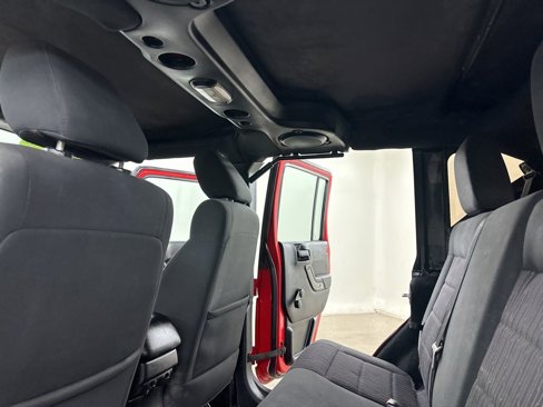 Used 2011 Jeep Wrangler Unlimited Sport w/ Connectivity Group image 24