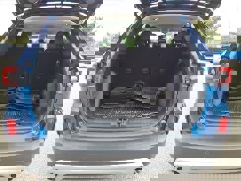 Certified 2023 Ford Escape SE image 9