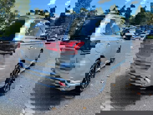 Used 2018 Mitsubishi Outlander GT image 7
