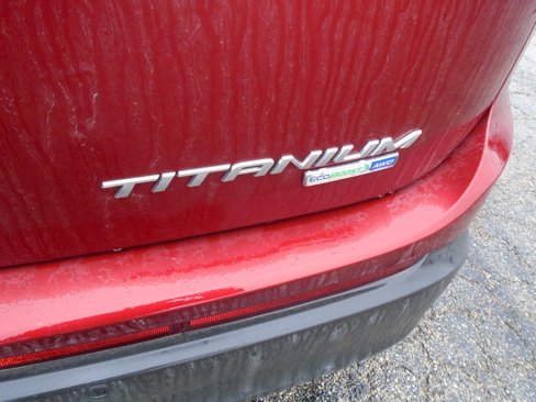 Used 2016 Ford Edge Titanium w/ Equipment Group 301A image 7