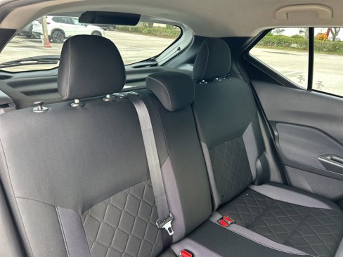 Used 2019 Nissan Kicks SV image 37