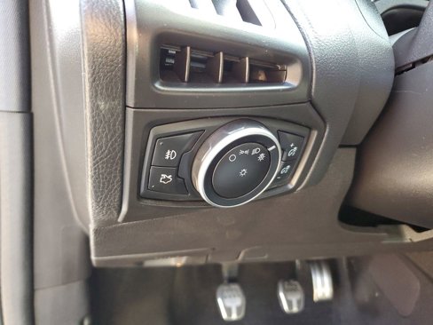 Used 2015 Ford Focus ST image 15